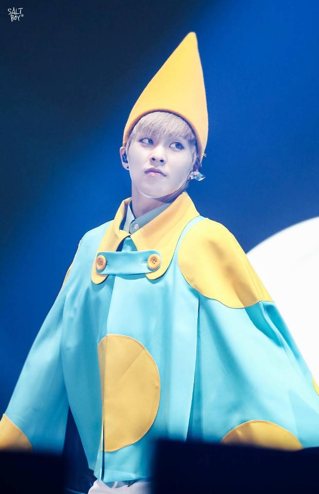 xiumin金珉锡exoshowtime,exo金珉锡入伍前的演唱会