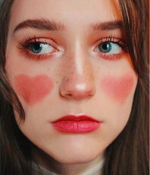 眉形变了运气就变了,一个好的眉形能让人的运气改变