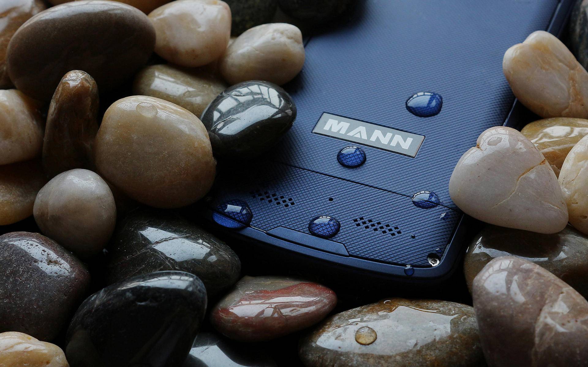 是时候过一个硬核的父亲节了，MANNM3三防手机体验