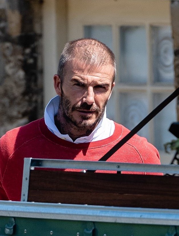 贝克汉姆发型近照,贝克汉姆植发还是戴假发