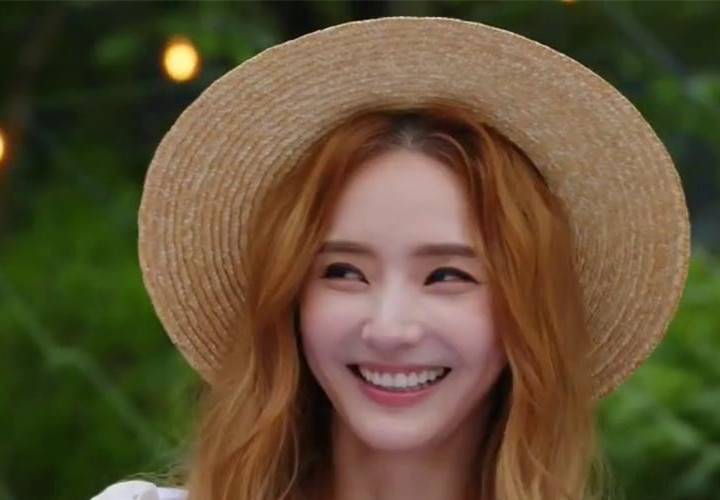 豪杰春香韩彩英和朴社长坐飞机 (豪杰春香女主角韩彩英现状)