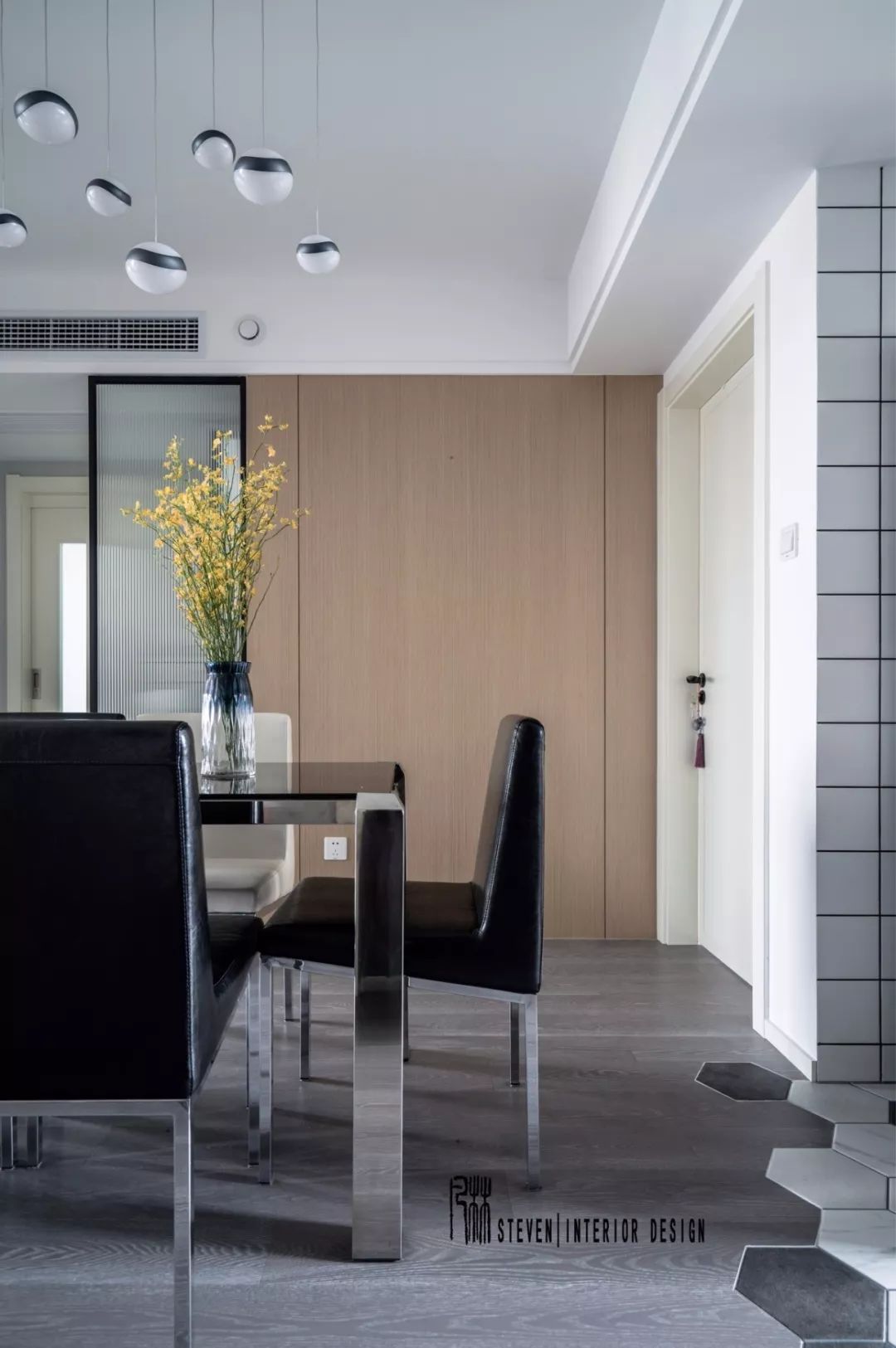 木饰面的背景墙温润的质感,木饰面做背景墙环保耐用吗