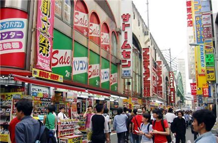 日本经济大萧条后爆火的生意,消费低迷日本怎么解决