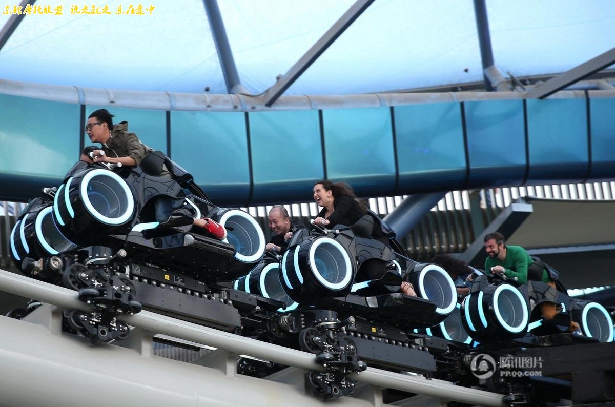 香港迪士尼vs上海迪士尼哪个便宜,香港迪士尼乐园和上海迪士尼乐园