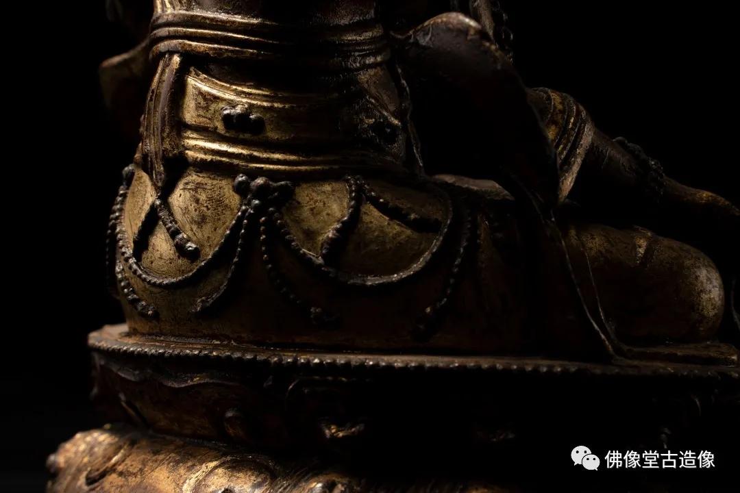 永乐宫廷佛造像拍卖价格,漆木造像