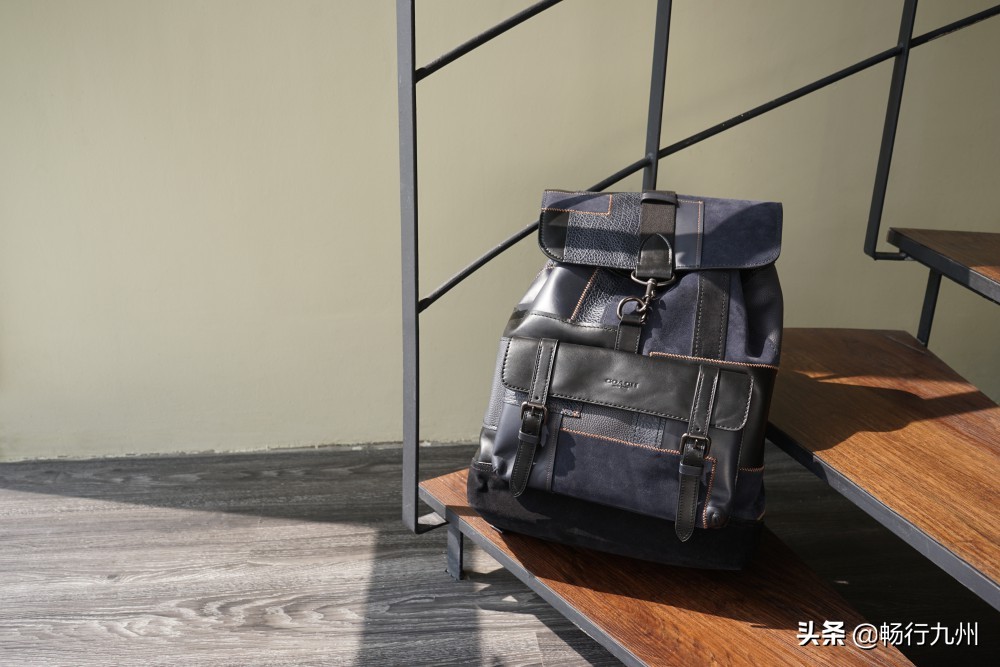男士背包500元以下推荐哪个品牌,游玩背包男士推荐