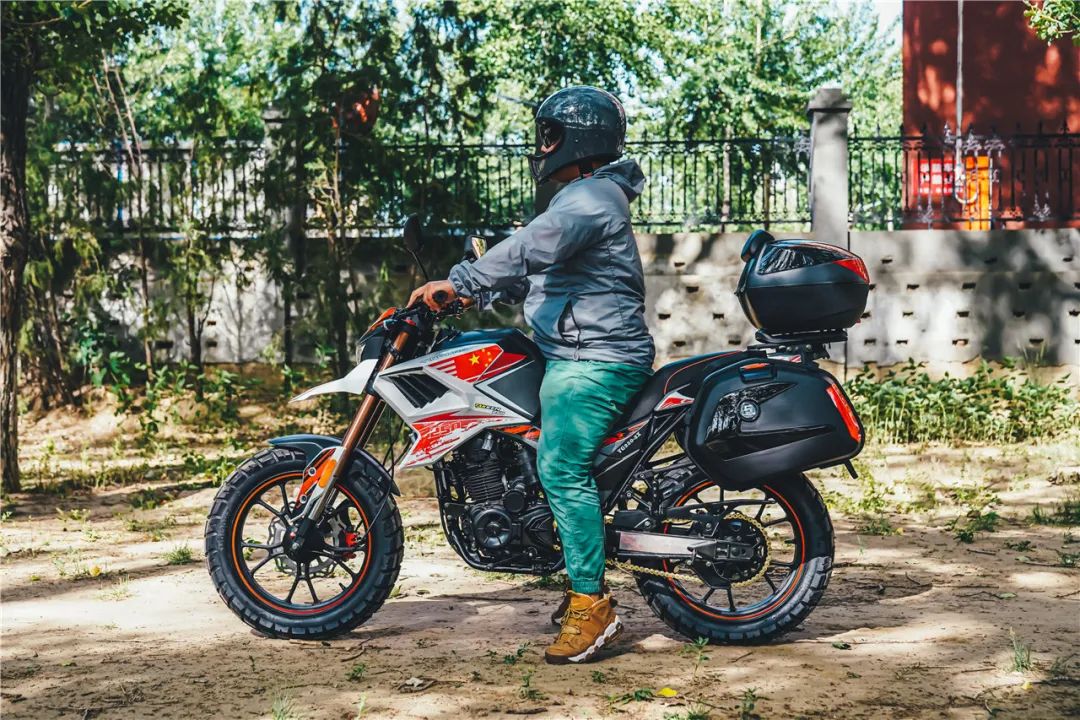 1万出头拉力车推荐,2021款银钢铁拳250评测视频