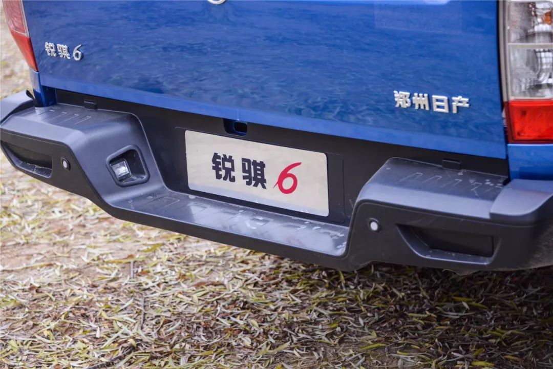 尼桑纳瓦拉柴油皮卡3.0新车价,试驾纳瓦拉皮卡视频