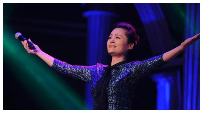 她曾比毛阿敏还红因绯闻决定退圈,曾经比毛阿敏还红的人