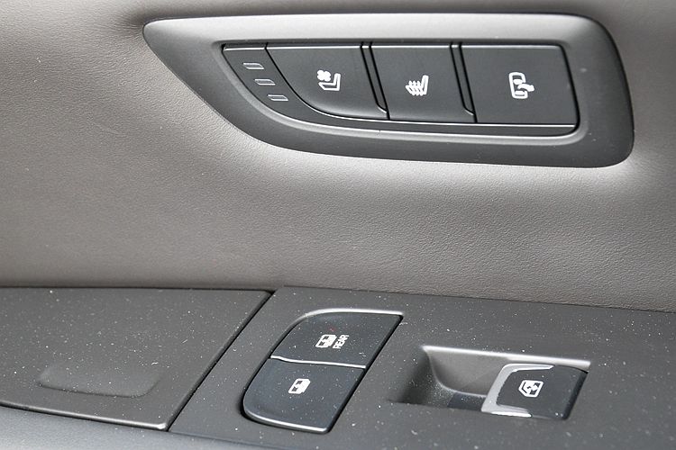 凯迪拉克ct6试驾19款视频麋鹿测试,2022款凯迪拉克ct6试驾视频