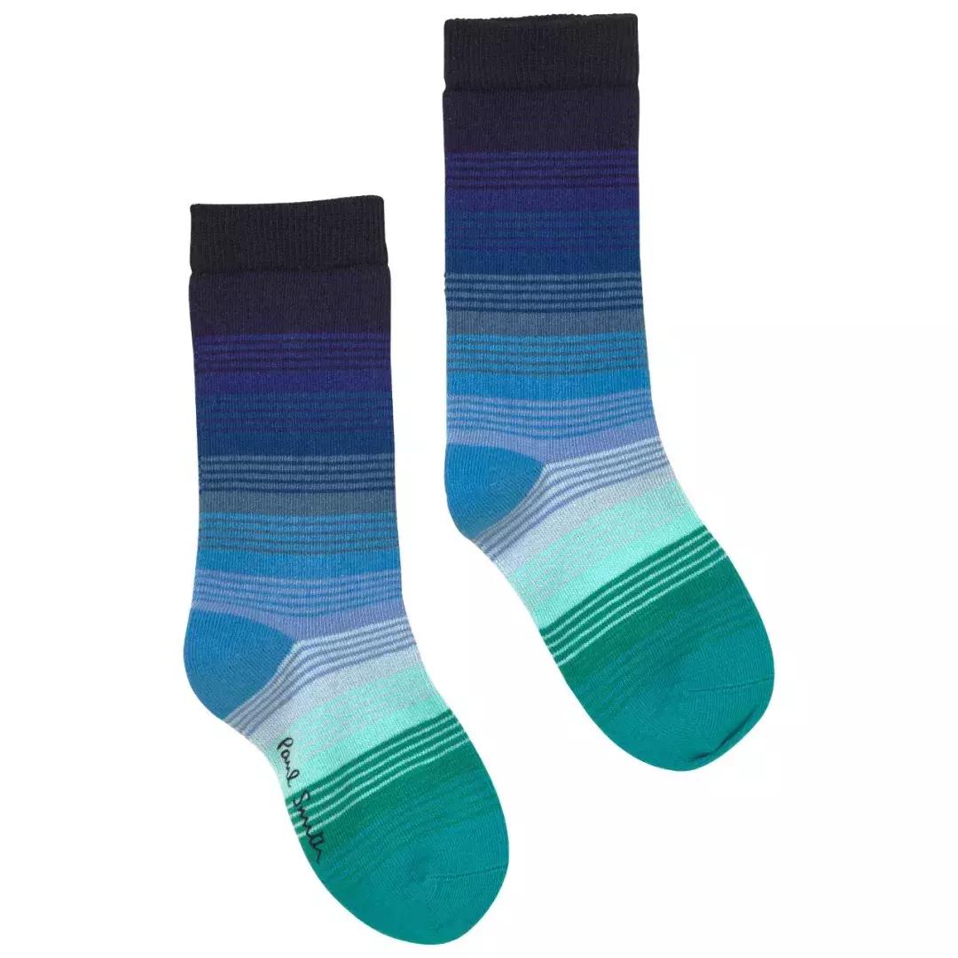 从袜子看出一个人的风格,一双给你满满惊喜感的袜子