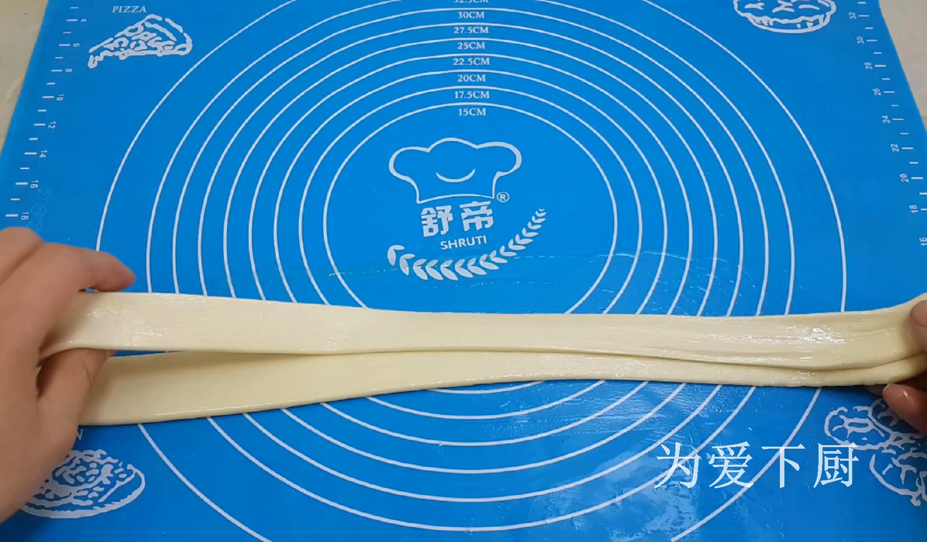 以后面条就这么做，不擀面不切面，筋道零失败，比吃凉皮都过瘾