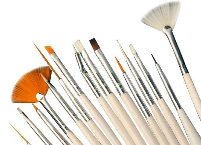 夏日女神们钟爱的美甲安全吗？指甲是如何生长的？医生告诉您