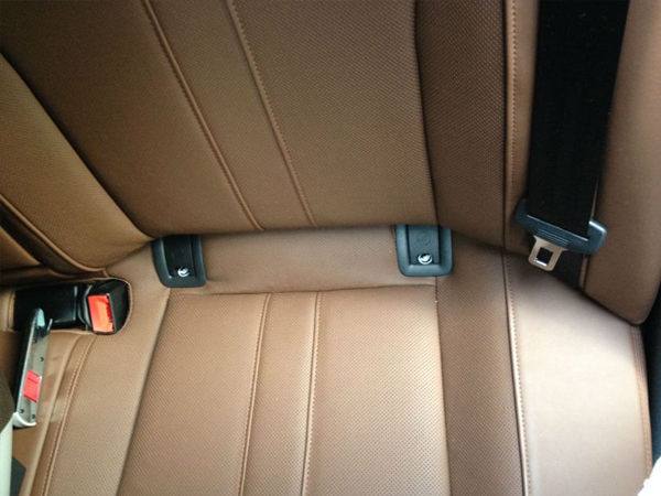 安全座椅连接带怎么安装,安全座椅的连接方式