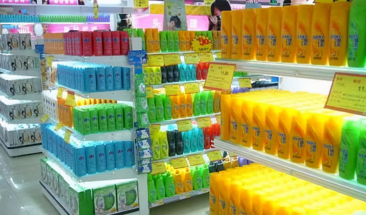 理发店用的洗发水是什么,理发店的洗发水为什么质量这么好