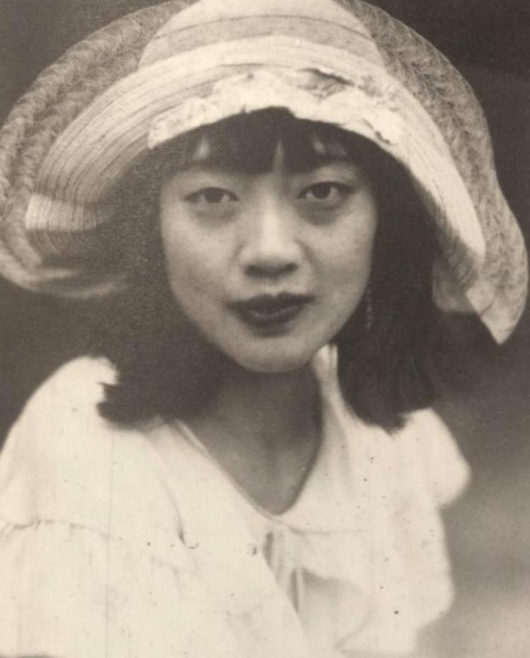 末代皇帝婉容出轨是哪一集,婉容的象牙烟枪