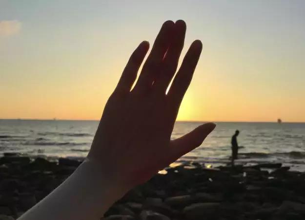 等一个人陪我旅游,等一个人陪我一起跨年