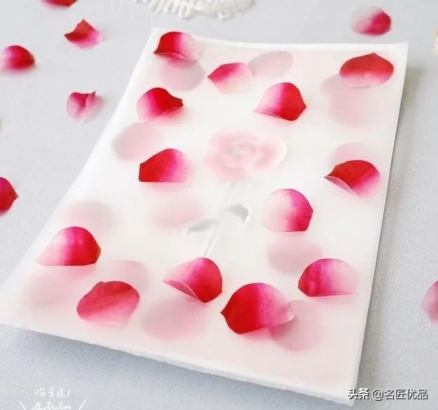 玫瑰花的卡纸贺卡,情人节贺卡简单又漂亮带玫瑰花