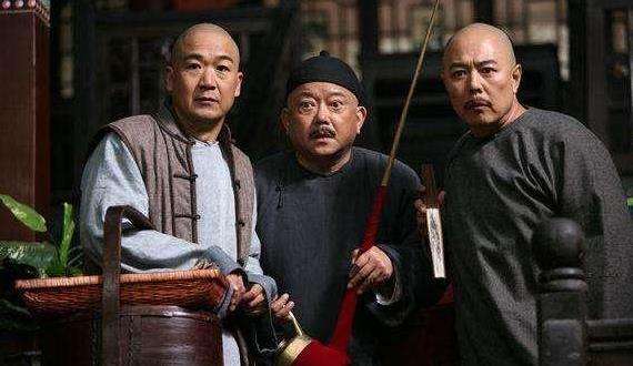 寮犻搧鏋椾笌8涓コ鏈嬪弸杩戠収,寮犻搧鏋楁渶婕備寒濂冲弸