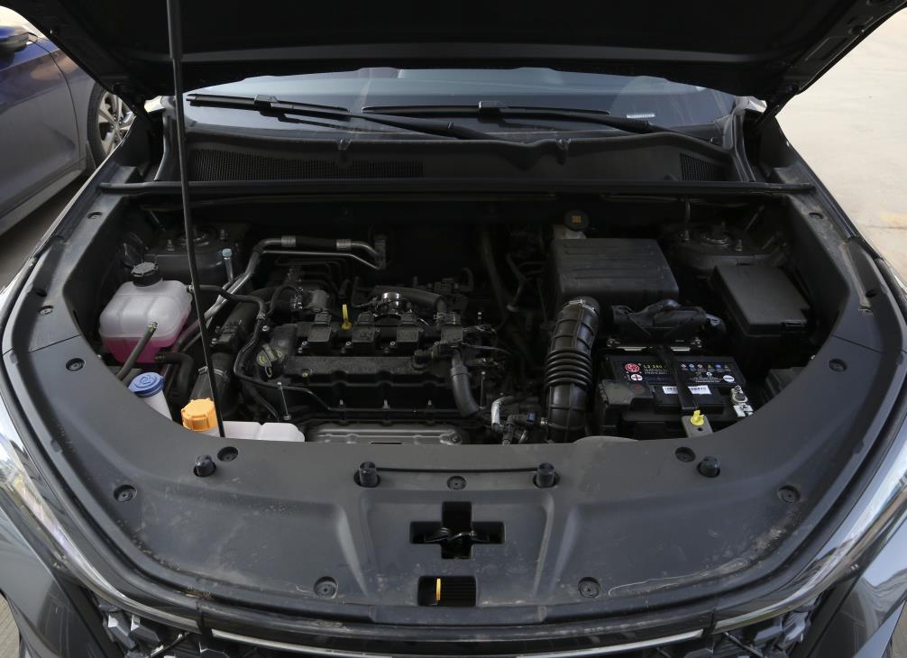 10万左右公认最好省油耐用suv,10万落地的suv哪一款好和省油