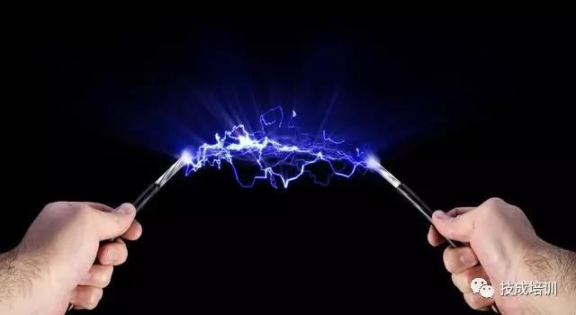 国外电压110v国内为什么220v,为什么中国的电压220v国外110v