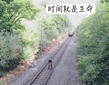 喉咙痛了两天突然之间封喉,感觉喉咙要被封喉