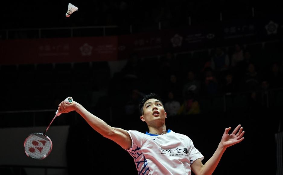 拼了！一年3冠，决赛两度不敌球王，亚运银牌明年力拼奥运积分！