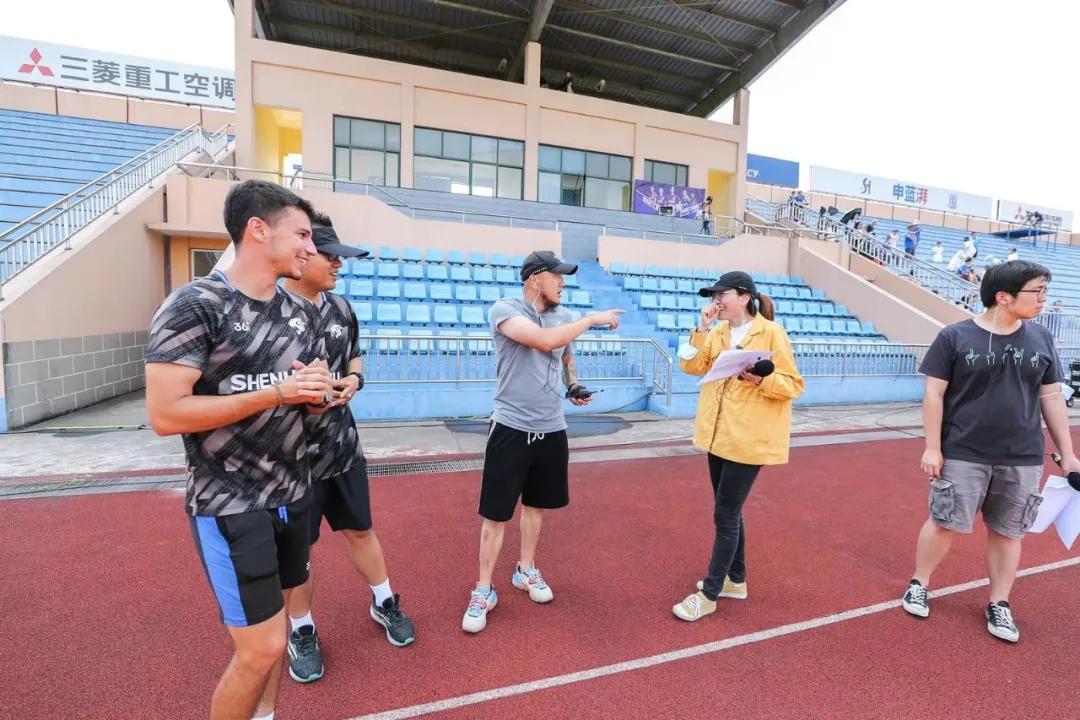 种下一颗足球的种子,种下一颗书法的种子