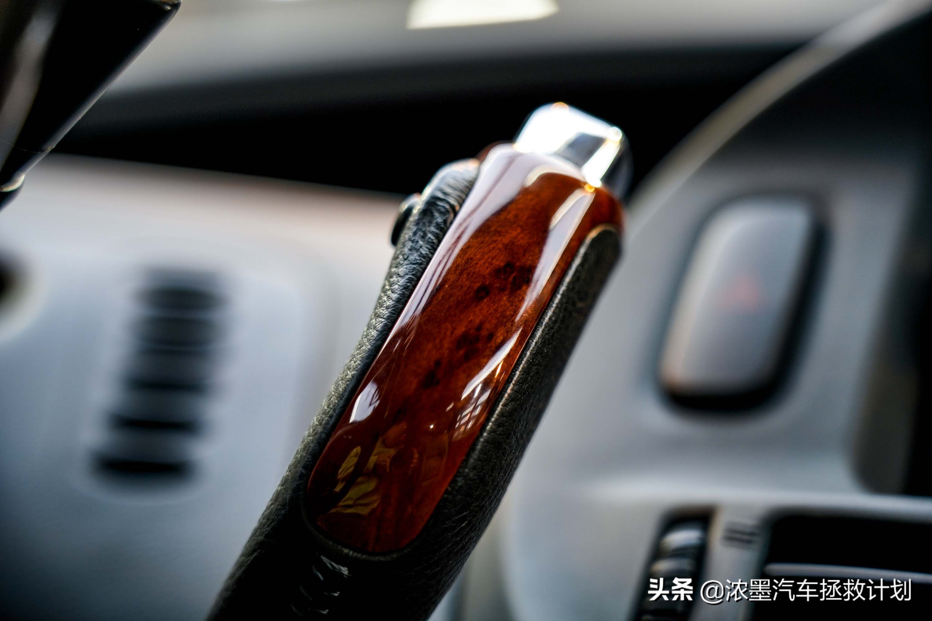 丰田普瑞维亚整备,丰田普瑞维亚第一代改款