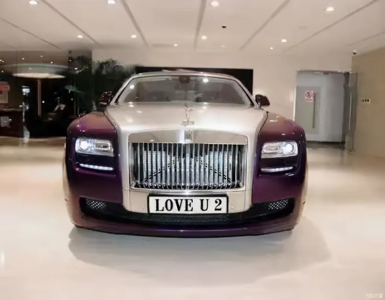 83岁钢琴大师刘诗昆为2岁女儿庆生,钢琴大师刘诗昆再度当爸