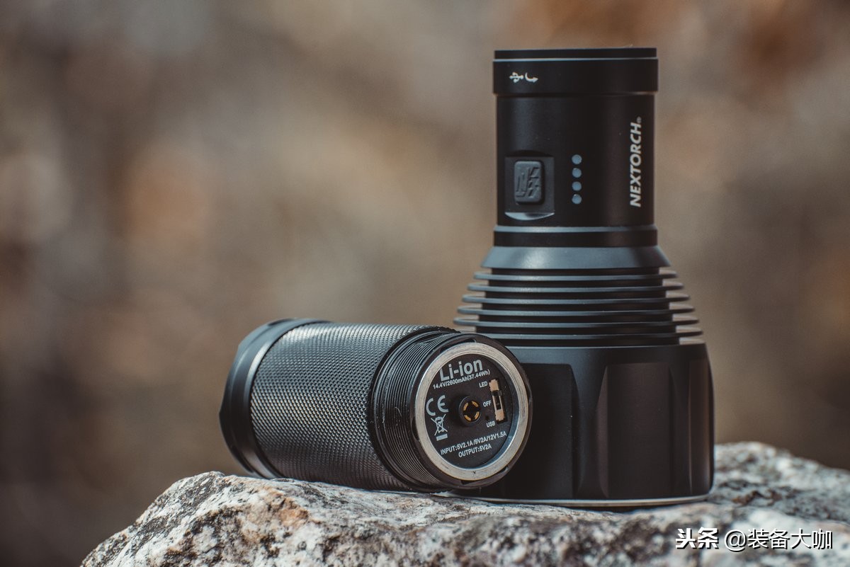 纳丽德圣火30手电筒适合户外吗,纳丽德圣火10手电筒怎么样