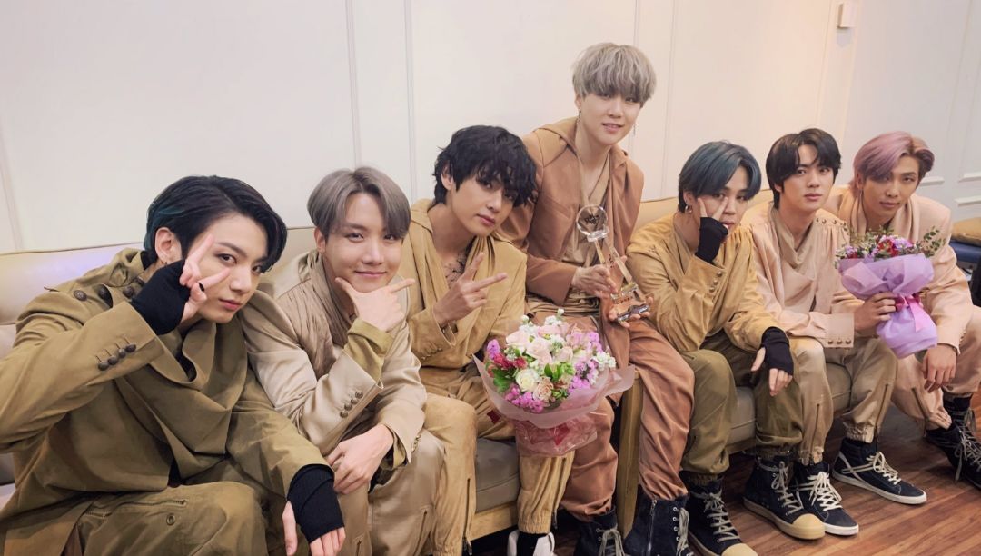 中日韩娱乐圈,疫情下国外娱乐行业现状