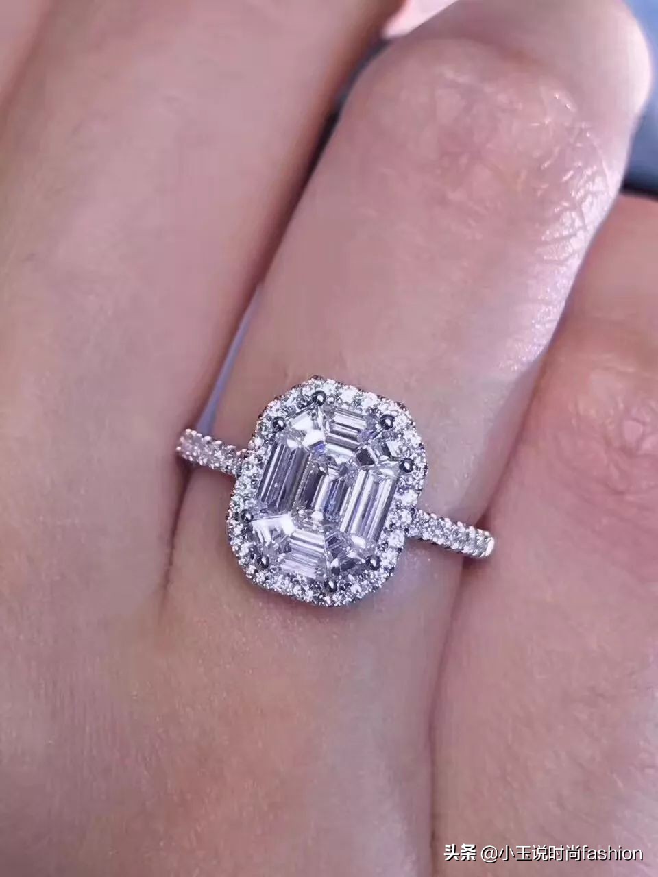 如何挑选三克拉钻石 (如何挑选性价比高的3克拉钻石)