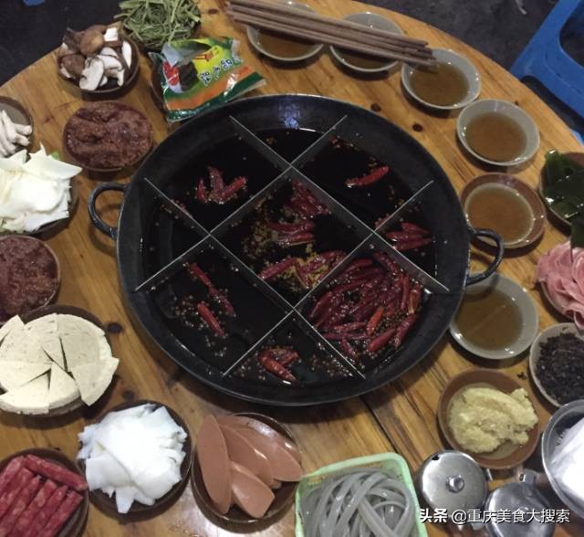 重庆很高级但不贵的餐厅,重庆十大必吃苍蝇馆子排行榜