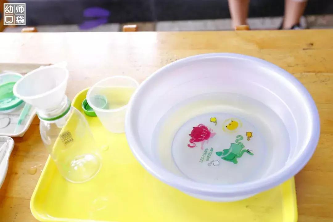 空间小、经费不足、面临*迁拆**，这家幼儿园却给出了满分的环境