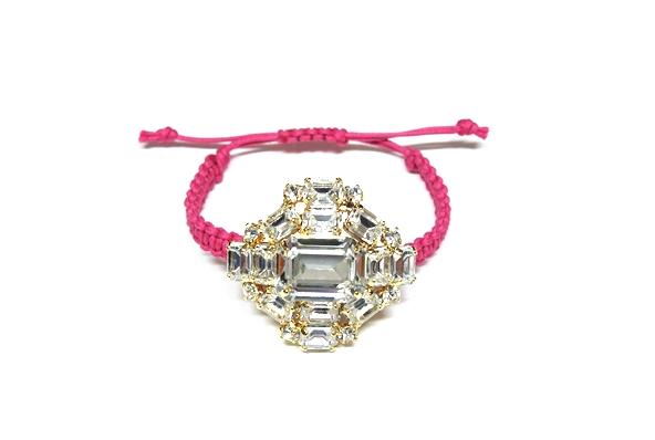 韩国百搭小黑裙的短款,韩国饰品品牌排行榜