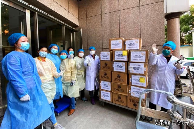 敬佩！郎平刘国梁捐物不留名，易建联更是飞到美国采购上万防护服