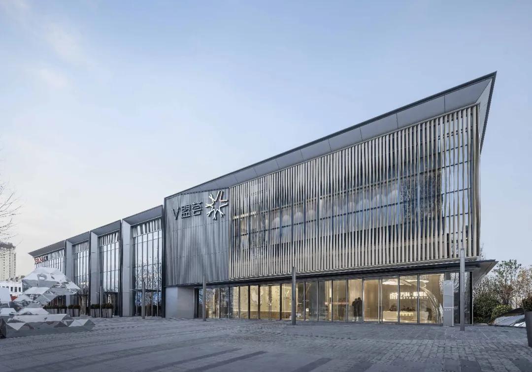 街道气息与IP植入｜青岛万科V盟荟糖果小镇AAI国际建筑