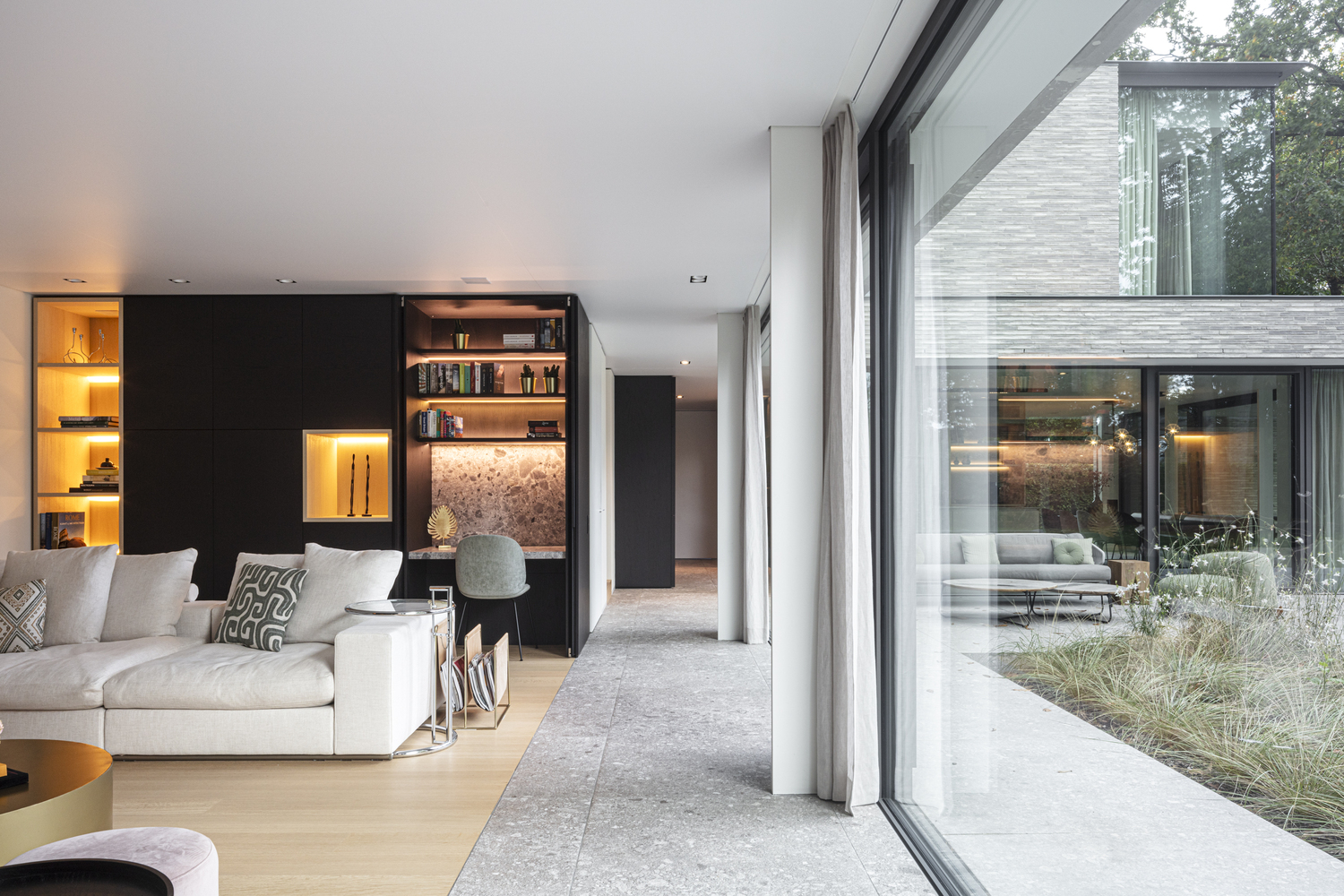 自盖一层落地窗房子设计图,住宅设计一厅两房图