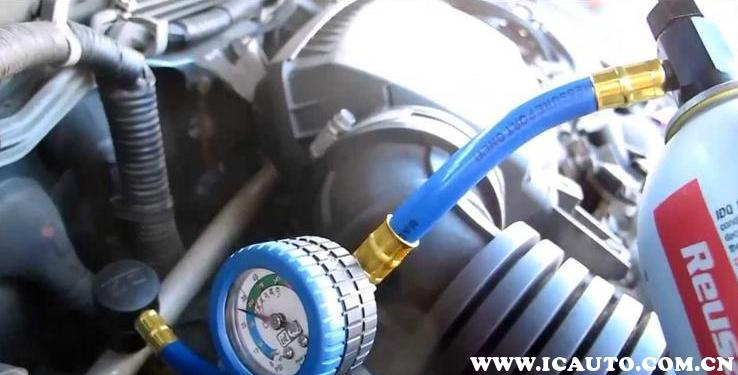 汽车空调加注制冷剂的步骤,汽车空调加注制冷剂的步骤和方法