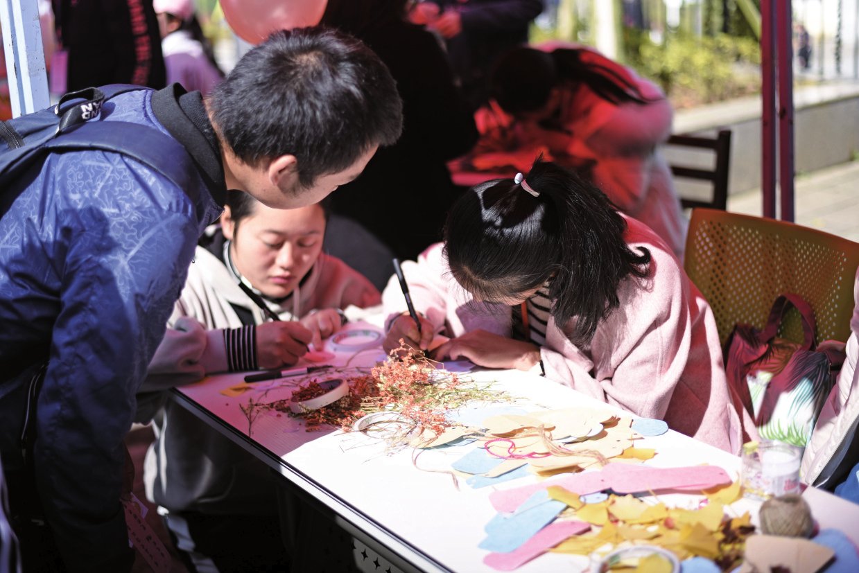 青春如花,绽放校园——贵州师范大学2018年体育文化艺术节集锦