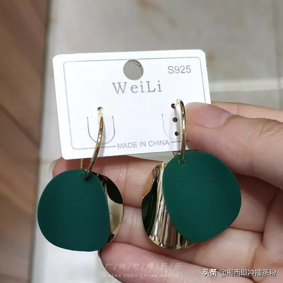 女生天堂!4.9元能淘到很多饰品!揭秘广州最大饰品城,平过淘宝