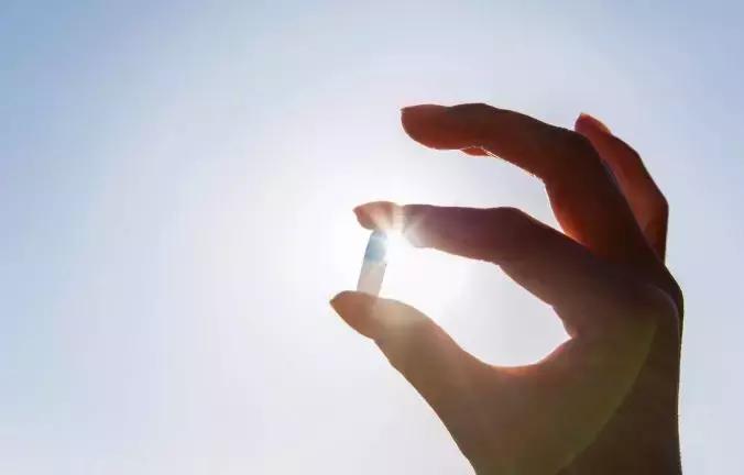 防晒丸是智商税吗,网红防晒喷雾有危害吗