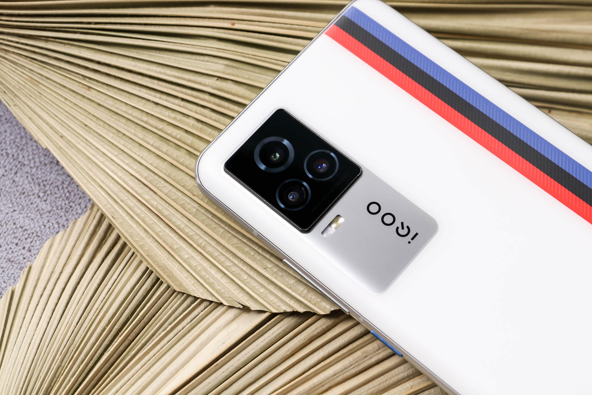 iqoo7拍照怎么样,iqoo7拍照最好吗