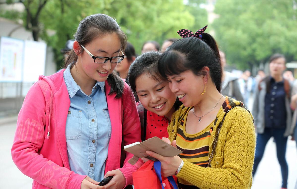 中小学生身高标准表你达标了吗,初中生的身高标准是多少