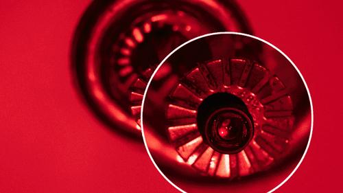 如何用手机红外检测针孔摄像头,针孔摄像头探测仪真的有用吗