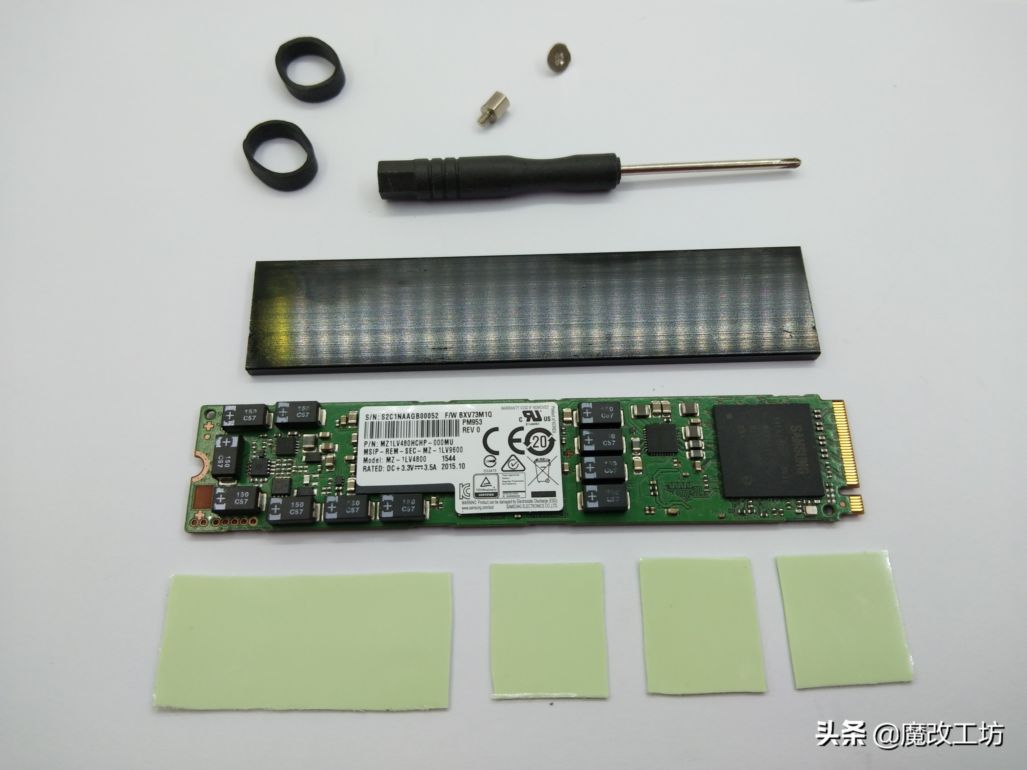 三星固态硬盘拆解全过程,三星固态硬盘拆机