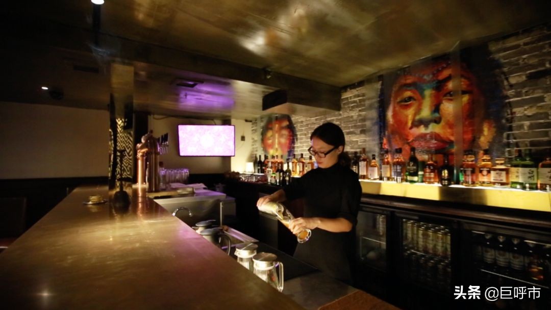 连著名导演都动心！这家餐吧颠覆了呼市人对蒙餐文化的理解