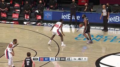 欧文双变向利拉德,欧文变向护球手细节