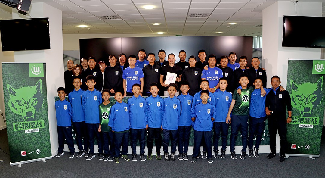 中国足球小将无畏向上砥砺前行,少年强则中国强足球